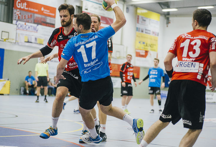 Der TuS stirbt den Chancentod im OWL-Derby!