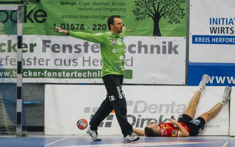 Am Ende steht die Halle kopf!